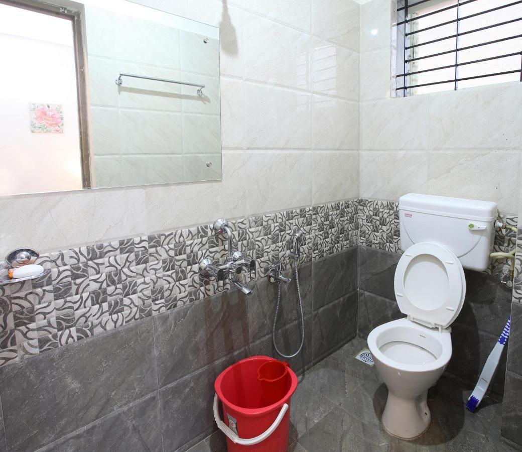 Qualtems Guest House-With Ac Options Bangalore Dış mekan fotoğraf