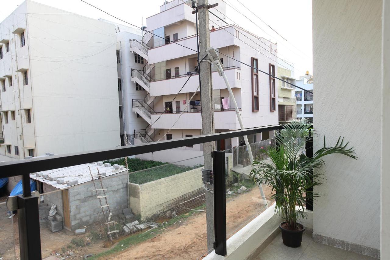 Qualtems Guest House-With Ac Options Bangalore Dış mekan fotoğraf