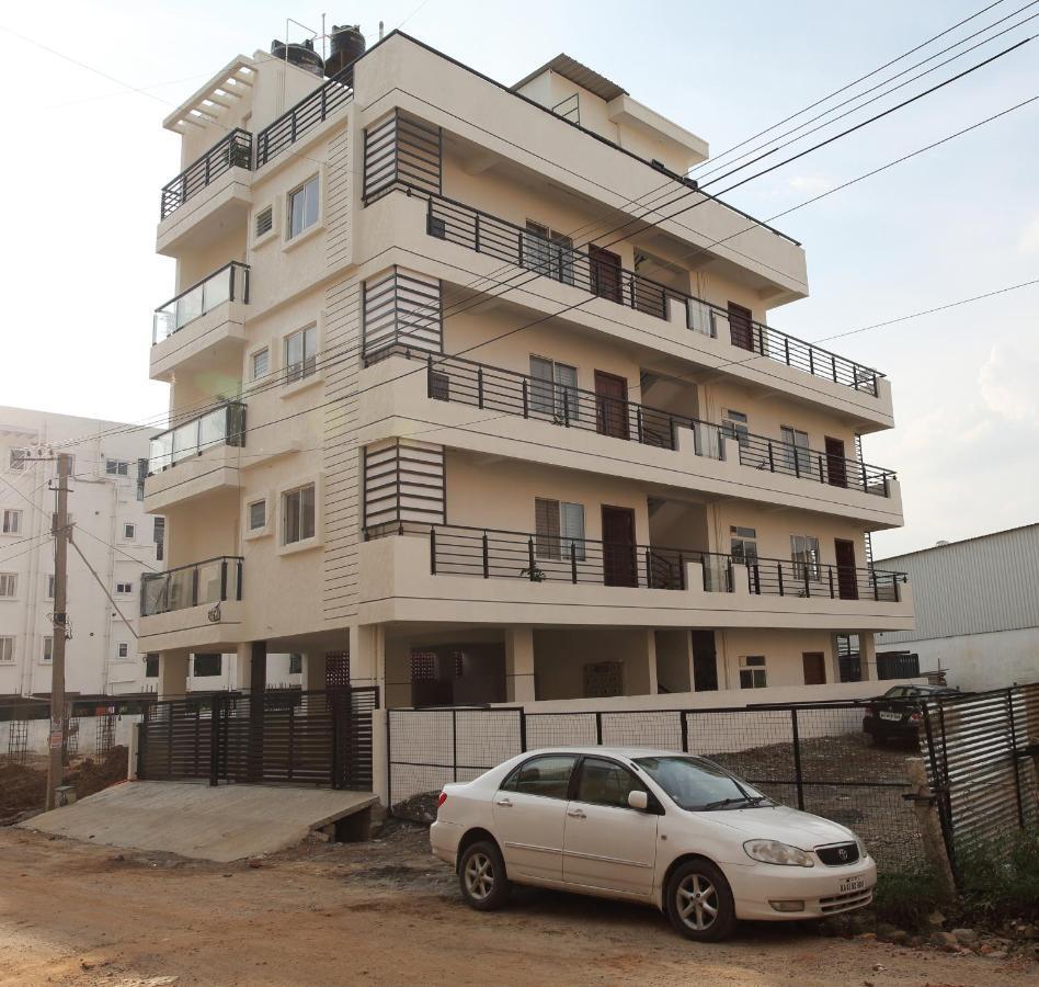 Qualtems Guest House-With Ac Options Bangalore Dış mekan fotoğraf