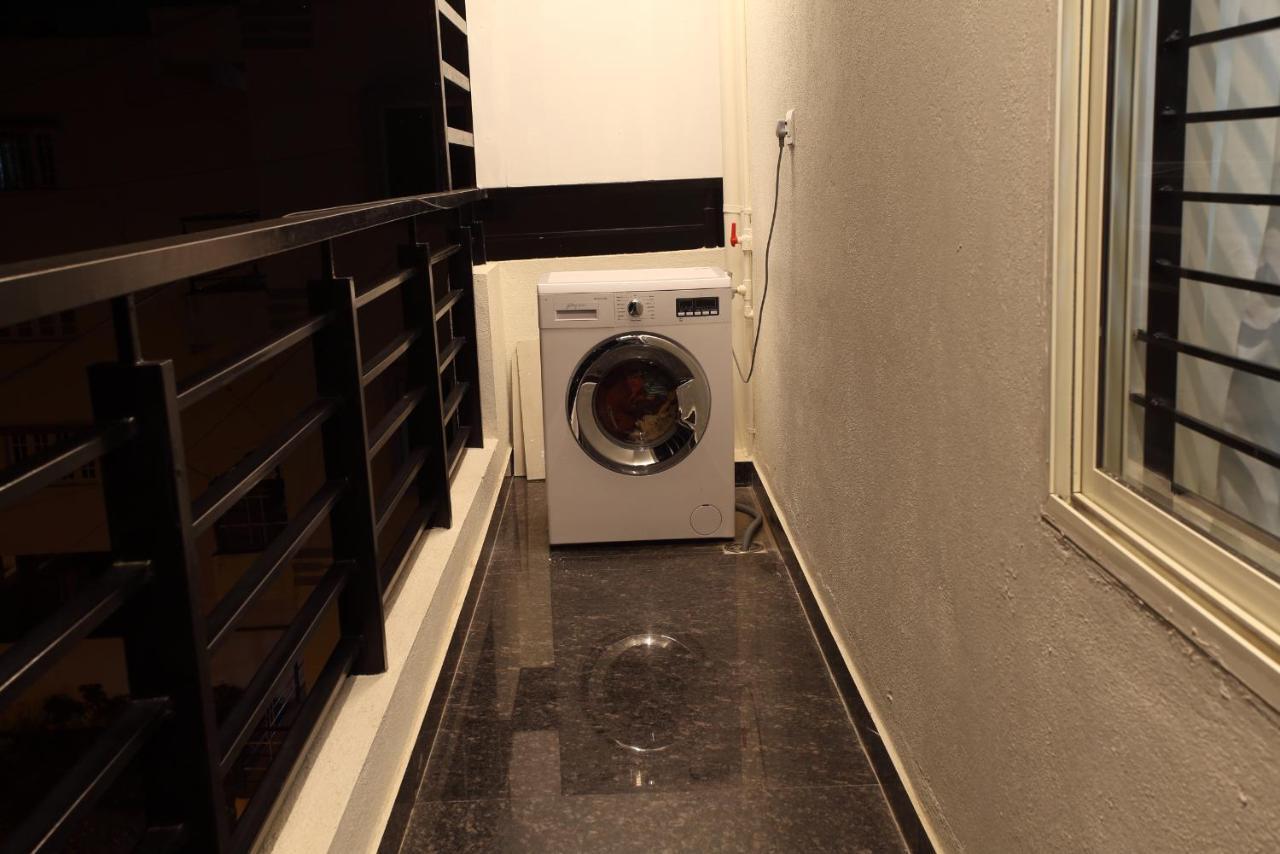 Qualtems Guest House-With Ac Options Bangalore Dış mekan fotoğraf