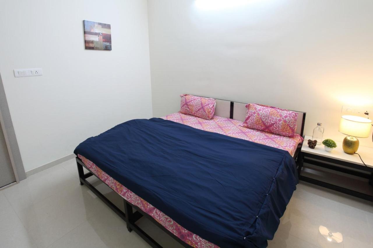 Qualtems Guest House-With Ac Options Bangalore Dış mekan fotoğraf