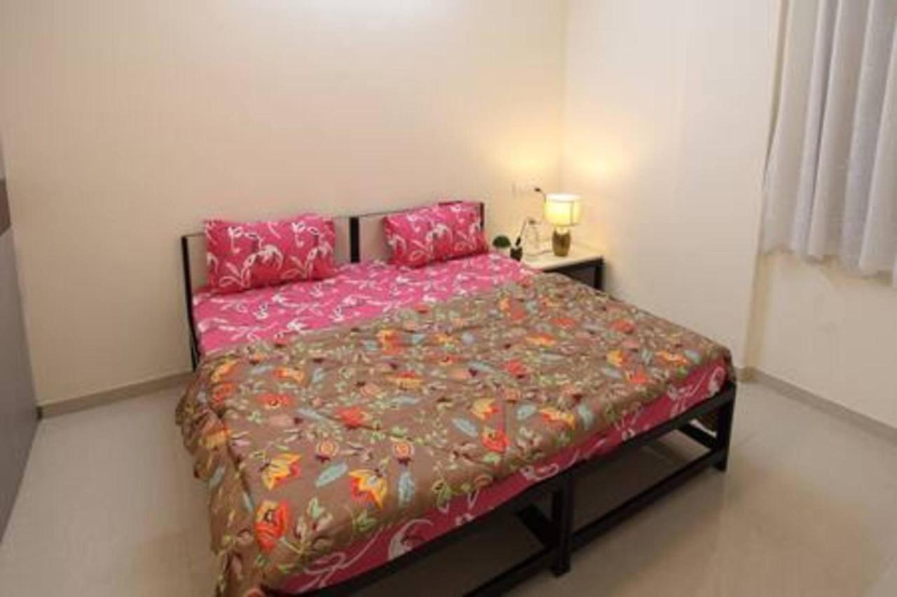 Qualtems Guest House-With Ac Options Bangalore Dış mekan fotoğraf